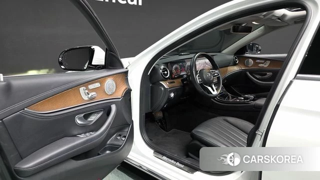 Mercedes-Benz E-Class W213 id 4959822 из Кореи 20