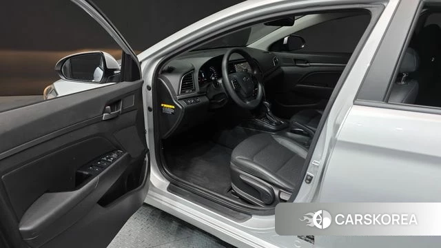 Hyundai Avante AD id 4993621 из Кореи 31