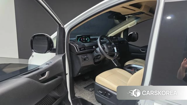 Hyundai Staria id 5052072 из Кореи 32