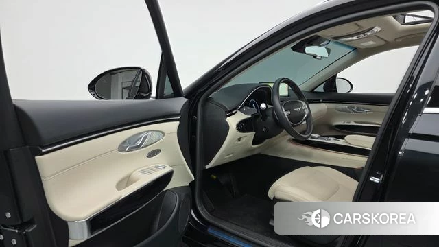 Genesis GV70 id 5001996 из Кореи 20