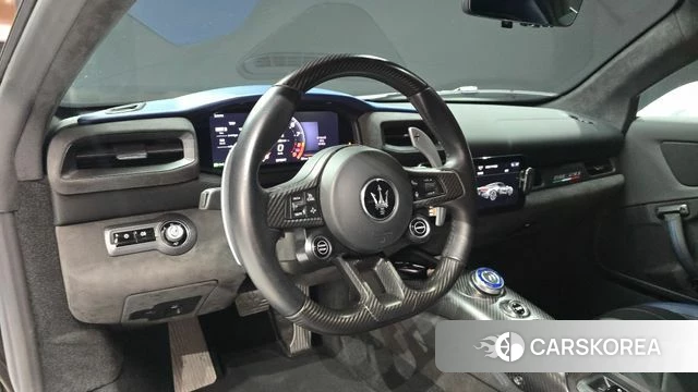 Maserati MC20 id 4942508 из Кореи 33