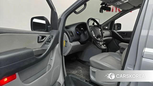 Hyundai The New Grand Starex id 4736986 из Кореи 30