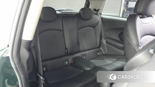 Mini Cooper D id 4924042 из Кореи 32