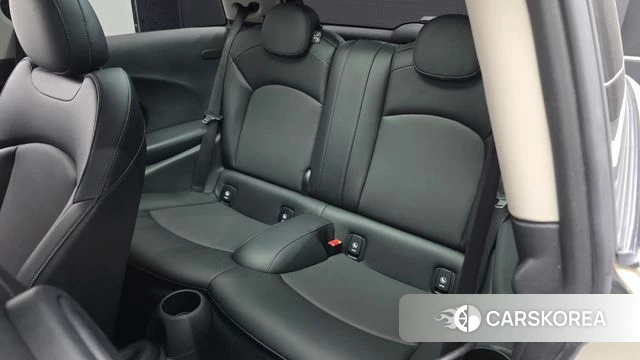 Mini Cooper D id 4944153 из Кореи 31