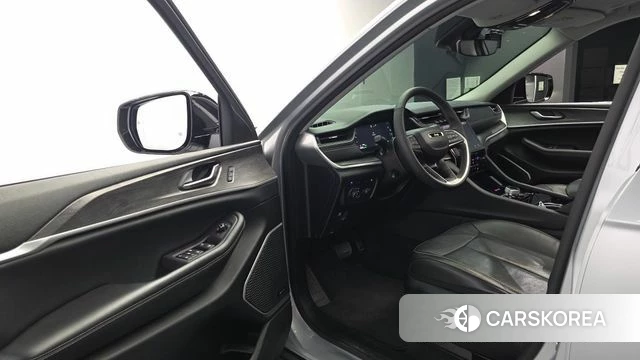 Jeep Grand Cherokee (WL) id 5046106 из Кореи 35