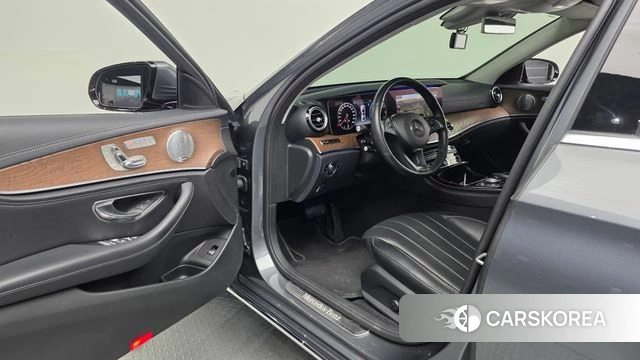 Mercedes-Benz E-Class W213 id 5035986 из Кореи 34