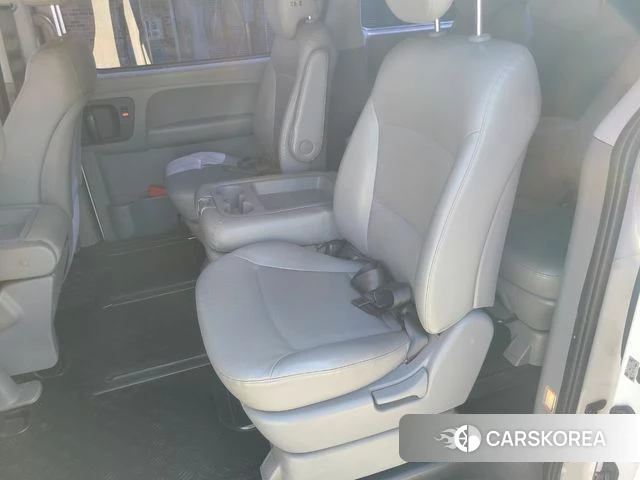 Hyundai The New Grand Starex id 4974410 из Кореи 17