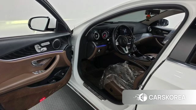 Mercedes-Benz E-Class W213 id 4978002 из Кореи 34