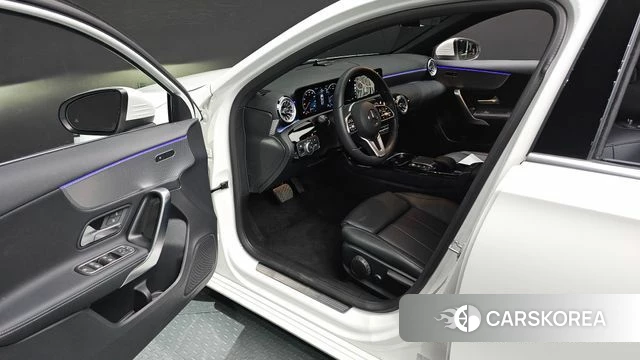 Mercedes-Benz A-Class W177 id 4922349 из Кореи 20