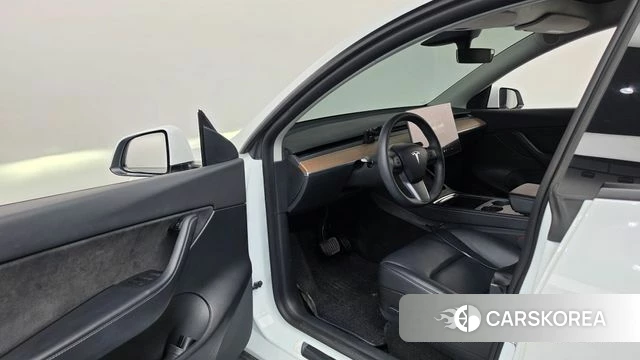 Tesla Model Y id 4986418 из Кореи 34