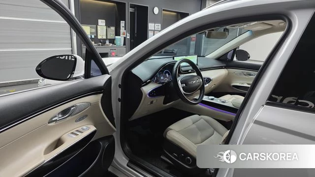 Genesis GV70 id 4997758 из Кореи 31