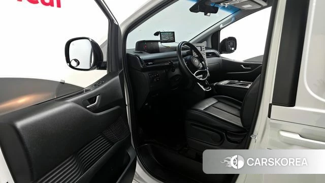 Hyundai Staria id 4376742 из Кореи 33
