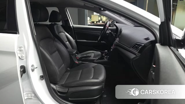 Hyundai Avante AD id 4998912 из Кореи 30