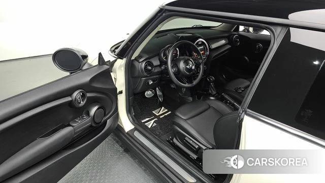 Mini Cooper id 5013847 из Кореи 19