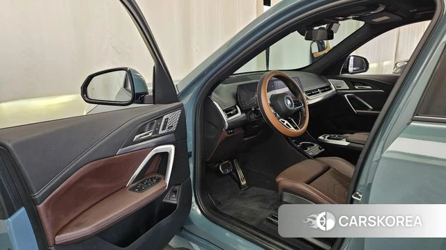 BMW iX1 (U11) id 4964818 из Кореи 37
