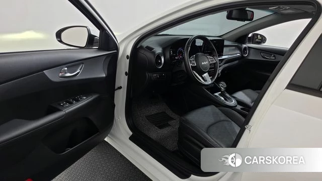 Kia The New K3 2nd generation id 4959145 из Кореи 32