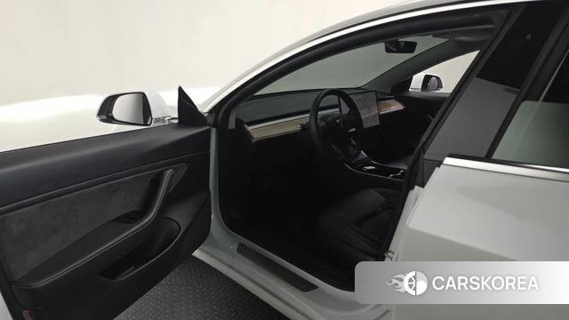 Tesla Model 3 id 4992596 из Кореи 32