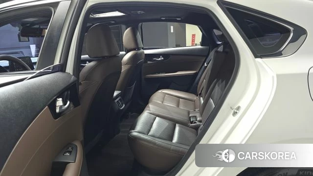 Kia Come New K3 id 4993560 из Кореи 34