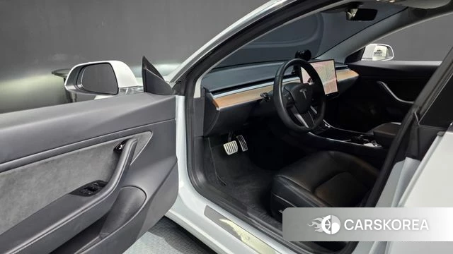 Tesla Model 3 id 4943523 из Кореи 35