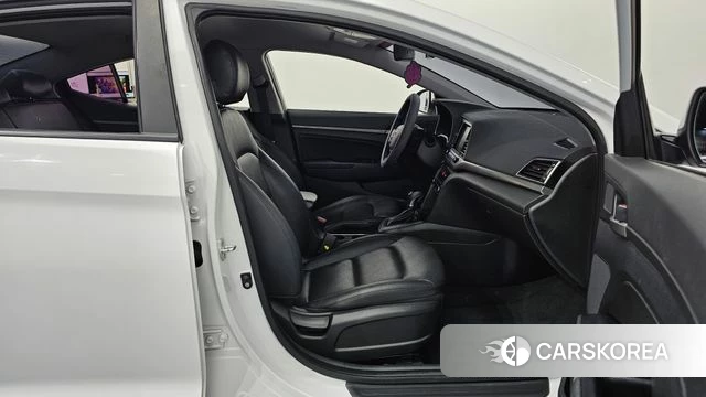 Hyundai Avante AD id 4785786 из Кореи 31