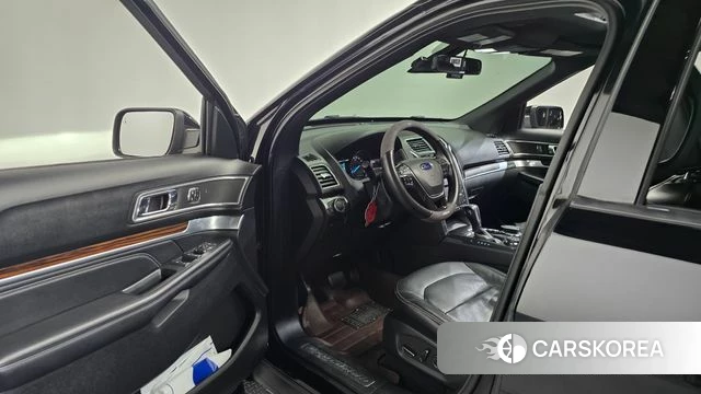 Ford Explorer id 5029358 из Кореи 34