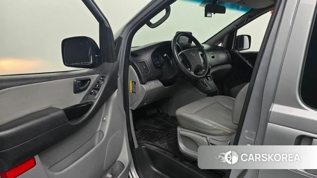 Hyundai The New Grand Starex id 4551715 из Кореи 30