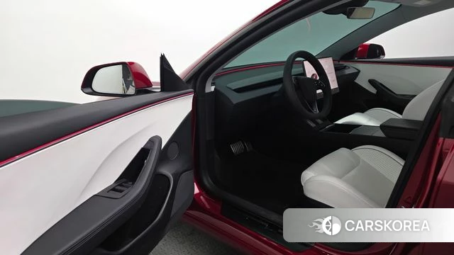 Tesla Model 3 id 4649730 из Кореи 34
