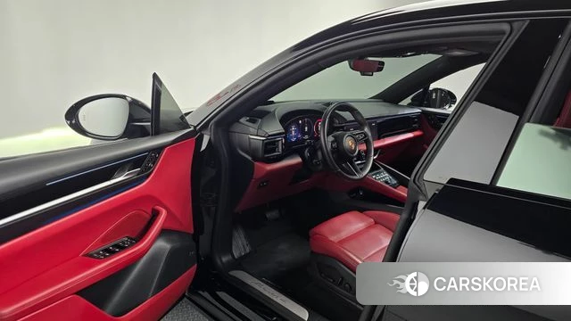 Porsche Makan EV id 5045519 из Кореи 40