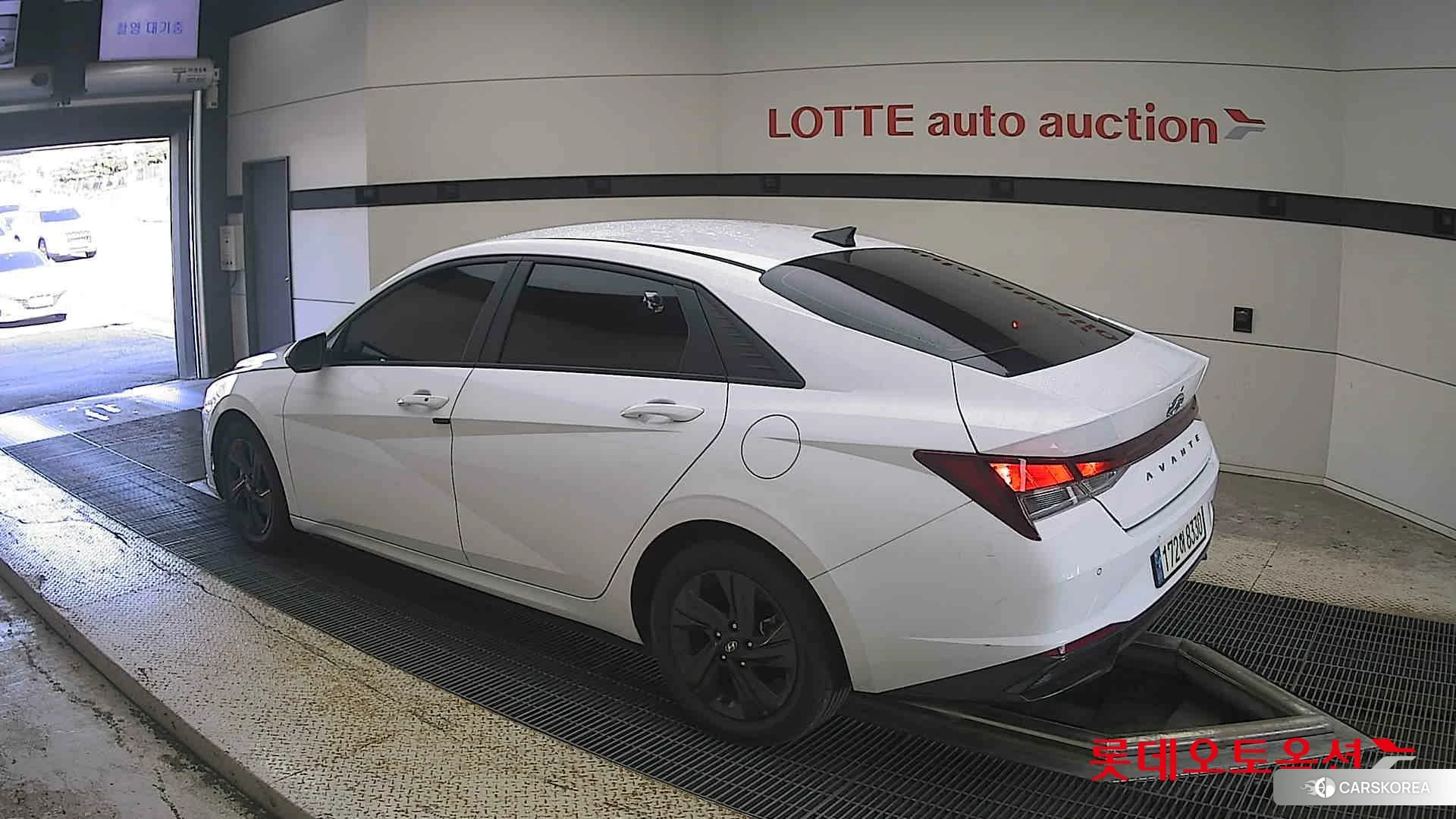 Hyundai Avante Hybrid id 5001030 из Кореи 38