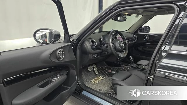 Mini Cooper Clubman id 4996175 из Кореи 31