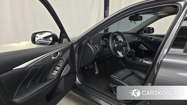 Infiniti Q50 id 4993408 из Кореи 32