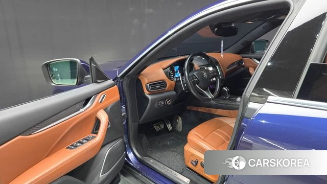 Maserati Levante id 4993655 из Кореи 33