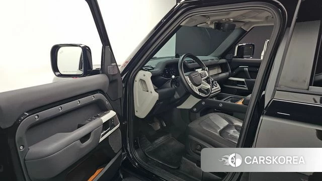 Land Rover Defender (L663) id 4717117 из Кореи 37