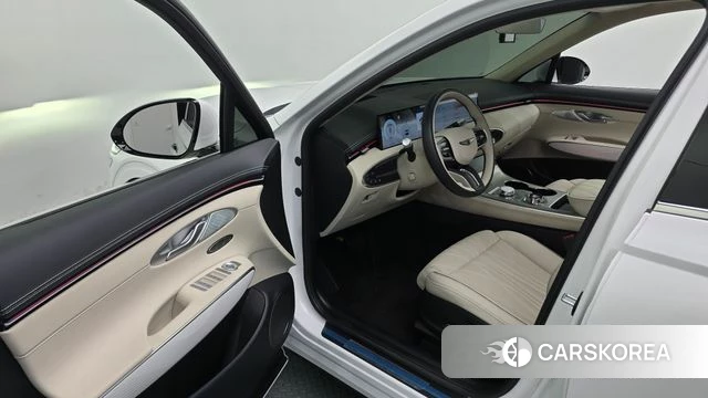 Genesis GV70 id 5021190 из Кореи 34