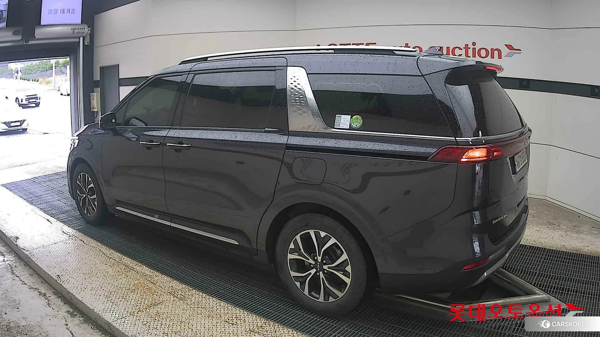 Kia Carnival id 4984648 из Кореи 36