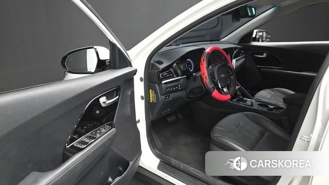 Kia The New Niro id 5034843 из Кореи 32