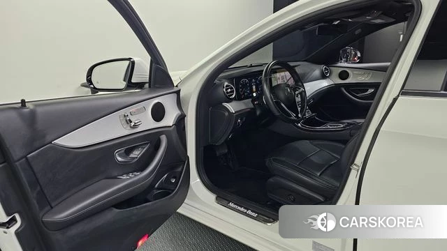 Mercedes-Benz E-Class W213 id 4930265 из Кореи 20