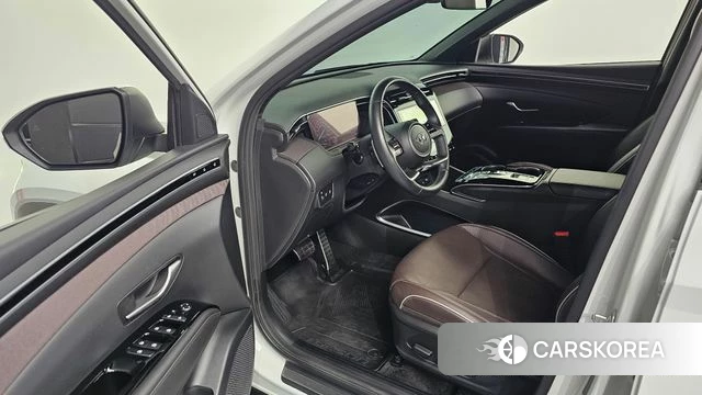 Hyundai Tucson (NX4) id 4642181 из Кореи 32