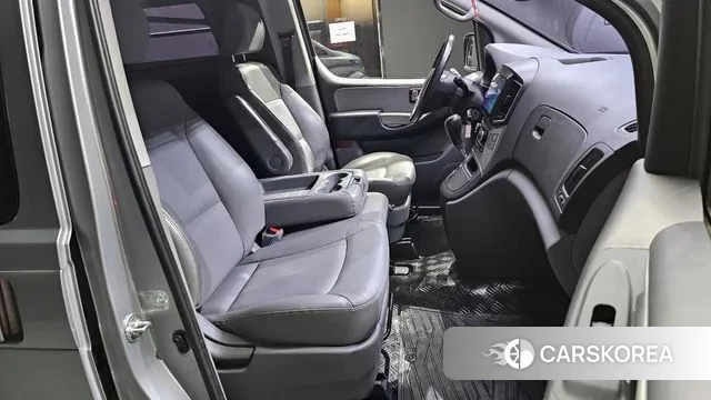 Hyundai The New Grand Starex id 3535907 из Кореи 20