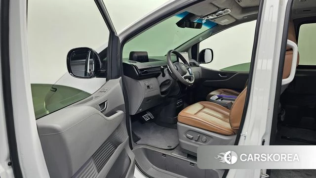 Hyundai Staria id 4337928 из Кореи 31