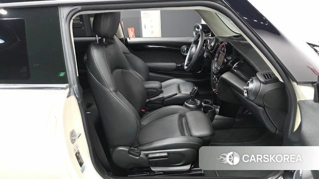 Mini Cooper id 5041308 из Кореи 30