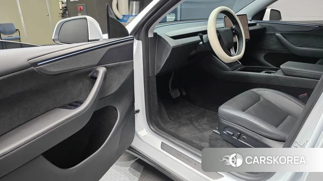Tesla Model Y id 4980108 из Кореи 32