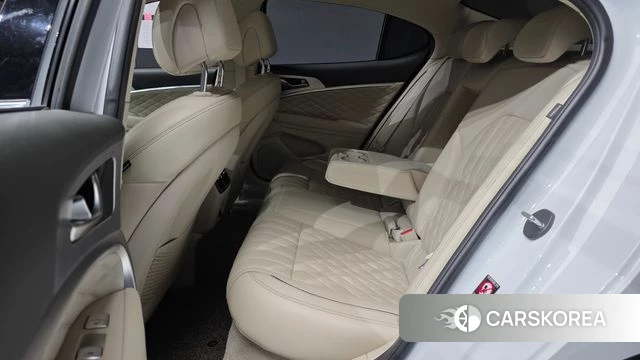 Genesis G70 id 5054074 из Кореи 32