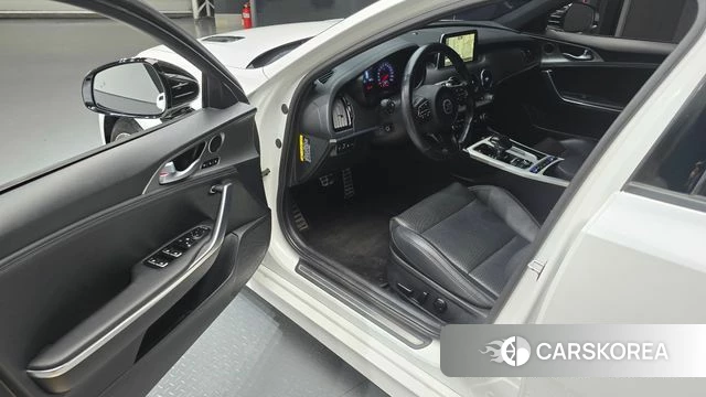 Kia Stinger id 4998543 из Кореи 20