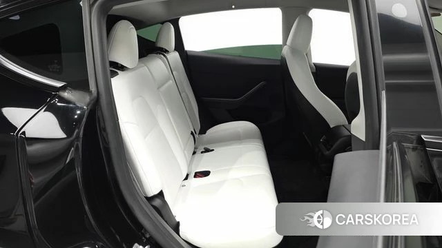 Tesla Model Y id 4898097 из Кореи 30