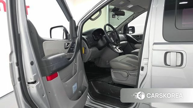 Hyundai The New Grand Starex id 4605299 из Кореи 20