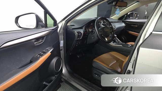 Lexus NX300h id 4993258 из Кореи 30