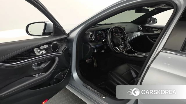 Mercedes-Benz E-Class W213 id 4731663 из Кореи 31