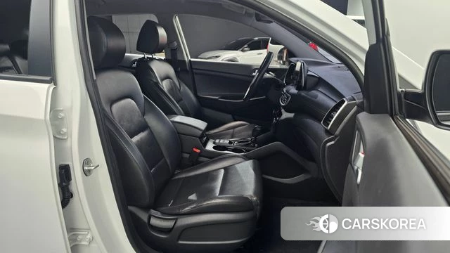 Hyundai All New Tucson id 5054532 из Кореи 33