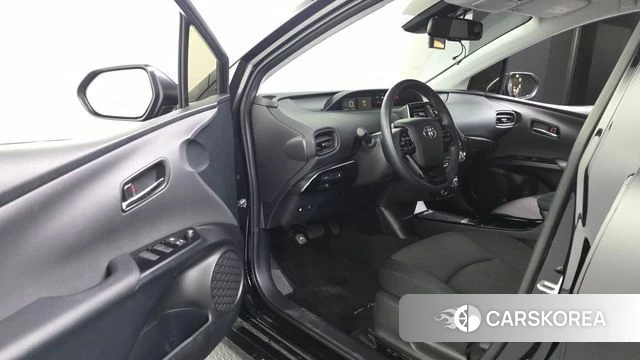 Toyota Prius 4th Generation id 4986991 из Кореи 30